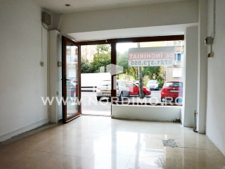 Spatiu comercial de vanzare, zona Uverturii