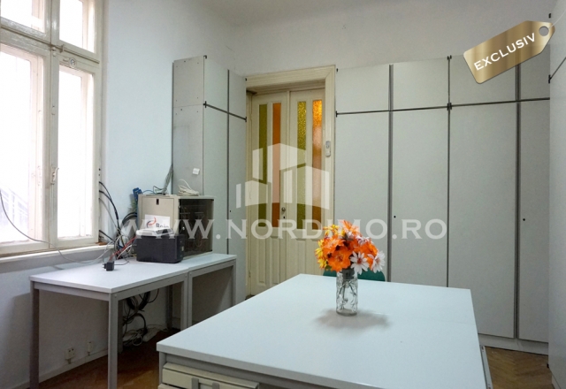 4 camere, destinatie birou, Sala Palatului