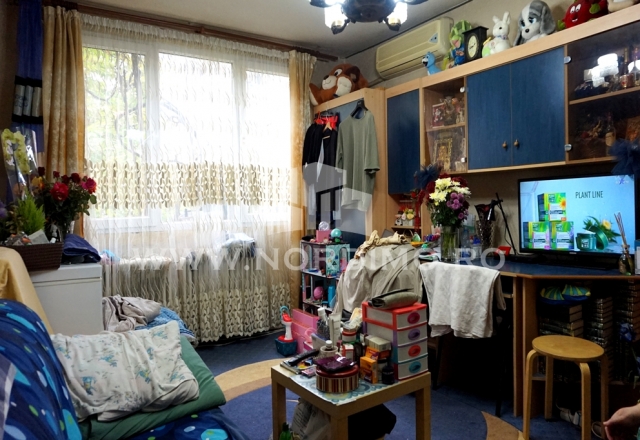 Apartament 3 camere decomandat