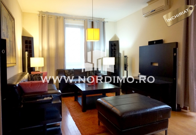 Vila individuala 5 camere, curte si garaj,Domnesti